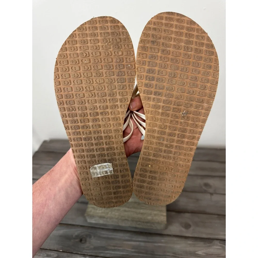 Sanuk Yoga Sling White Strappy Sandals Women Size‎ 6 1103940 Tan Footbed Beacy